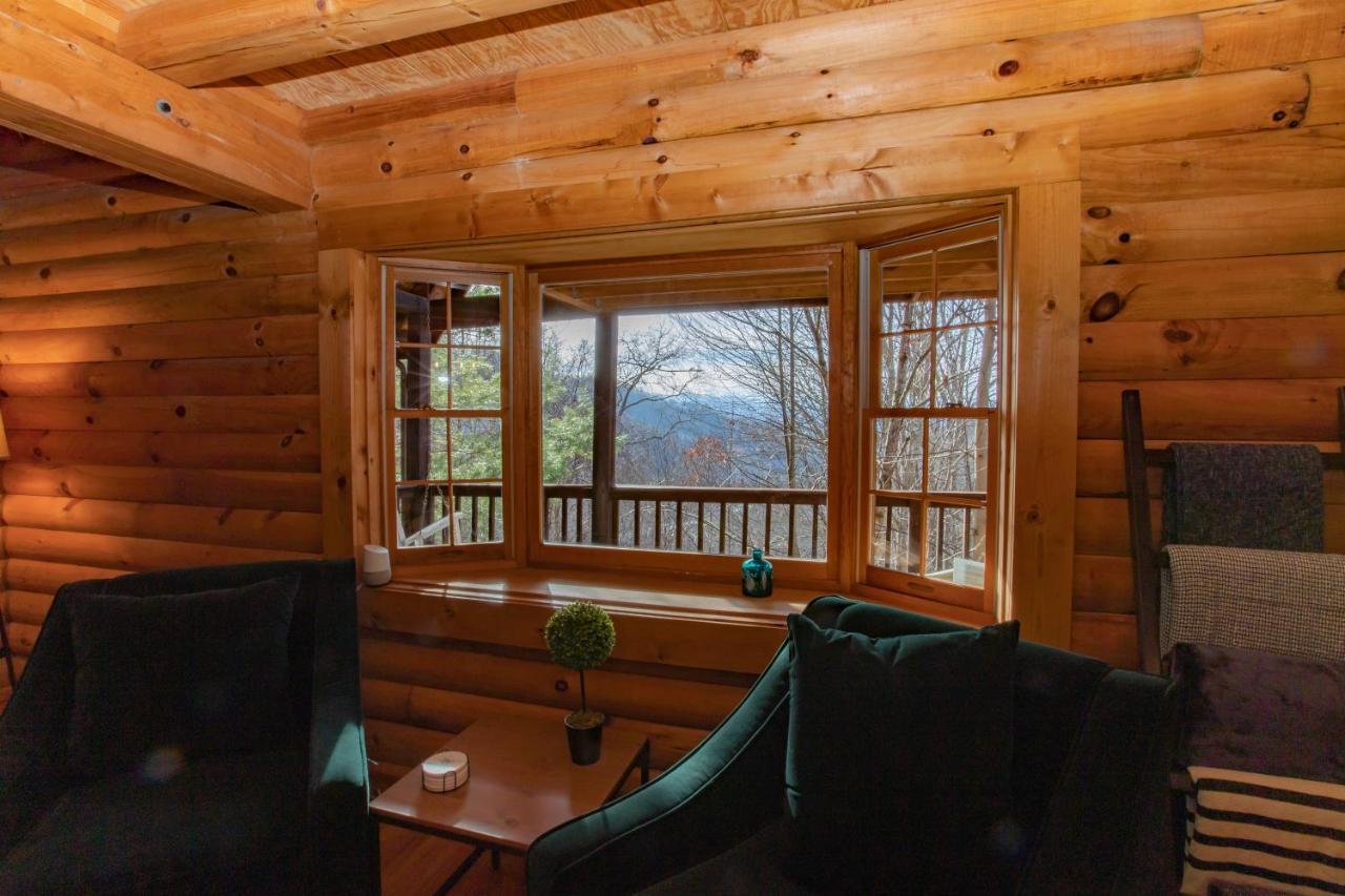 Treetops Cabin Easy To Asheville With Fast Wifi And Great View Swiss Экстерьер фото